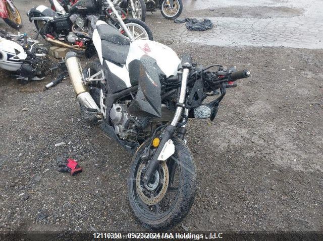 MLHNC5262F5100069 HONDA CB300 Photo 1