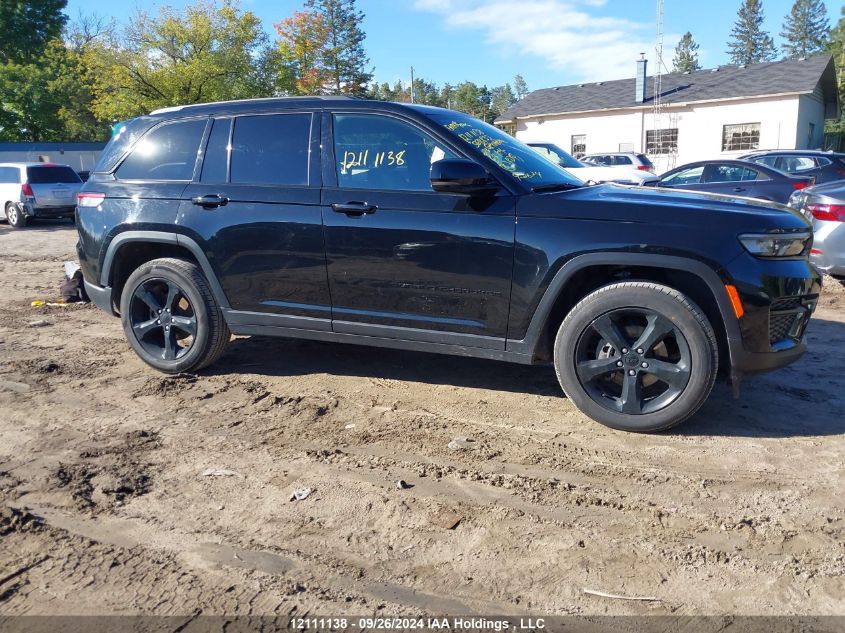 1C4RJHAG1PC568832 2023 Jeep Grand Cherokee Laredo/Altitude