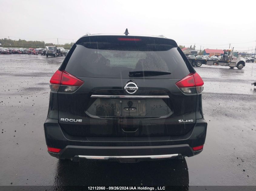 2017 Nissan Rogue VIN: 5N1AT2MV5HC864240 Lot: 12112060