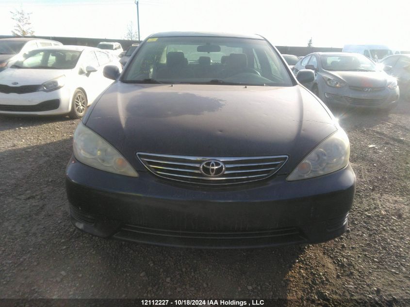 2005 Toyota Camry Le V6/Xle V6 VIN: 4T1BF32K55U104566 Lot: 12112227