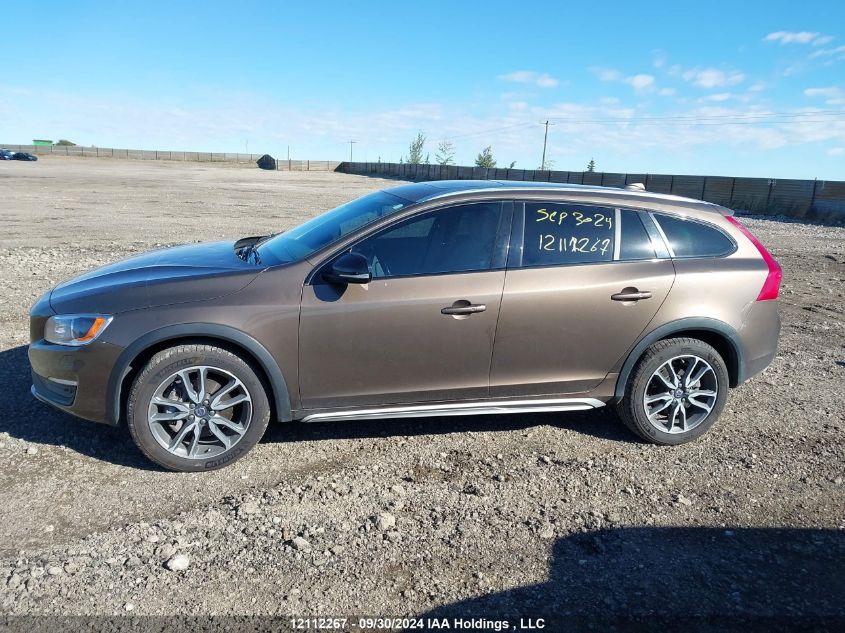 YV440MWKXH1040140 2017 Volvo V60 Cross Country