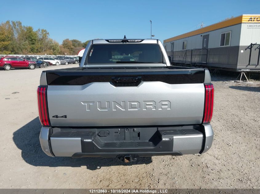 2022 Toyota Tundra Crewmax Platinum/Crewmax 1794 VIN: 5TFNA5DB8NX037596 Lot: 12112863