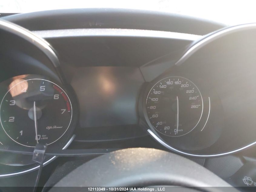 2017 Alfa Romeo Giulia Ti VIN: ZARFAEEN5H7561604 Lot: 12113349