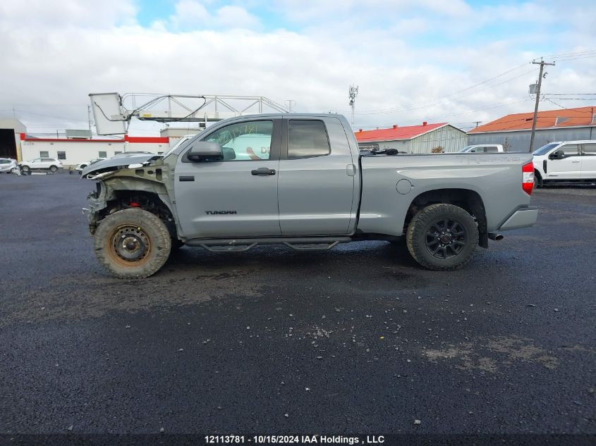 2017 Toyota Tundra Sr5 Plus 5.7L V8 VIN: 5TFUY5F19HX588734 Lot: 12113781