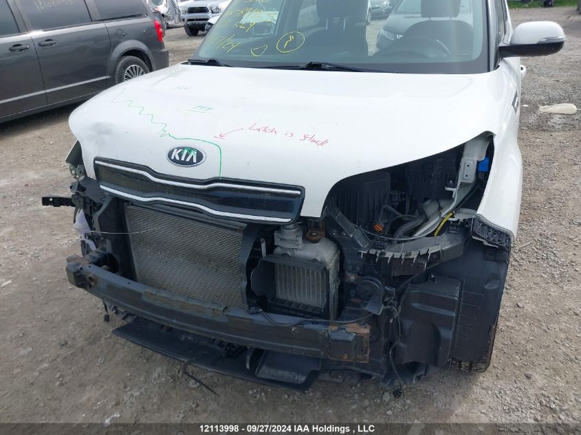 KNDJX3AAXJ7891965 2018 Kia Soul