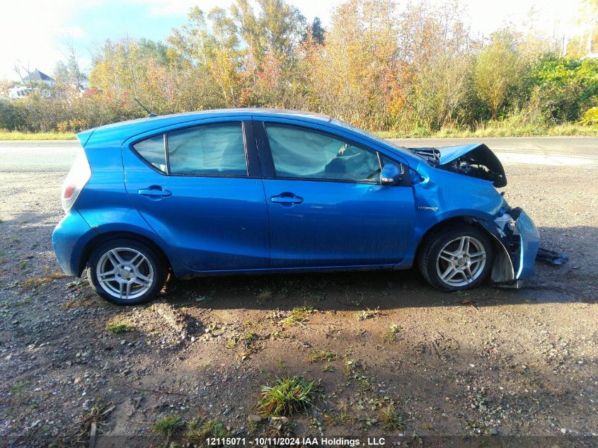 2014 Toyota Prius C VIN: JTDKDTB32E1571450 Lot: 12115071