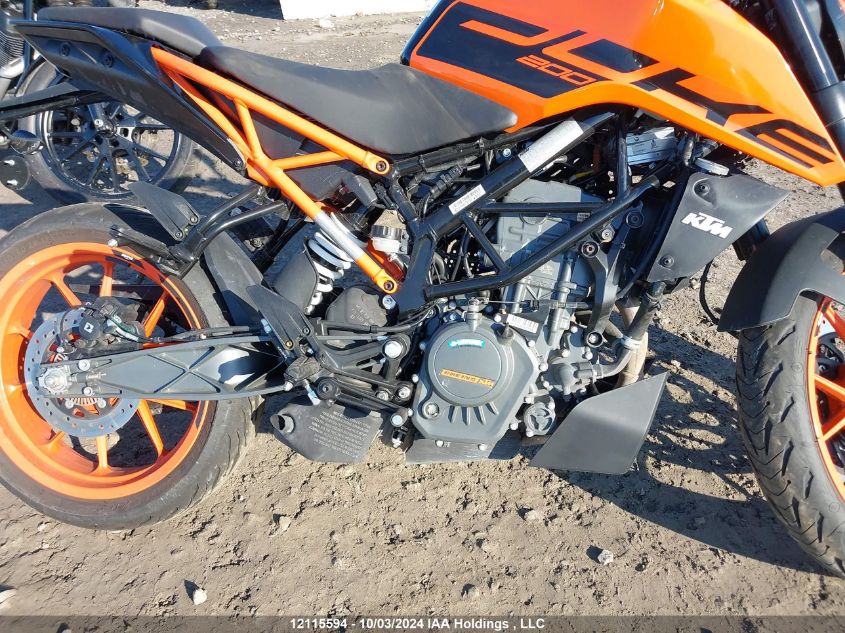 2023 Ktm 200 Duke VIN: MD2JPC406PC015987 Lot: 12115594