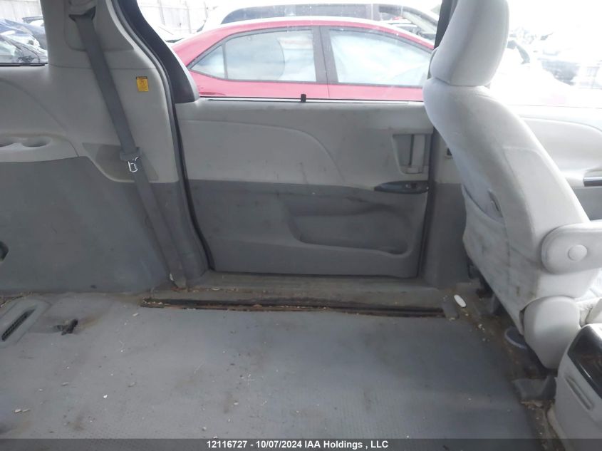 5TDKK3DC7BS053111 2011 Toyota Sienna Le 8 Passenger