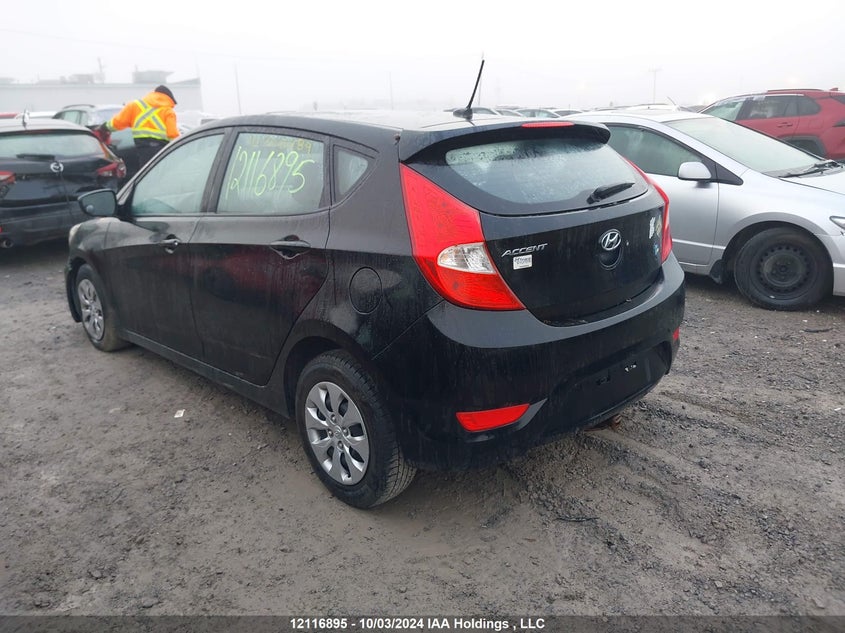 2015 Hyundai Accent VIN: KMHCT5AE0FU228489 Lot: 12116895