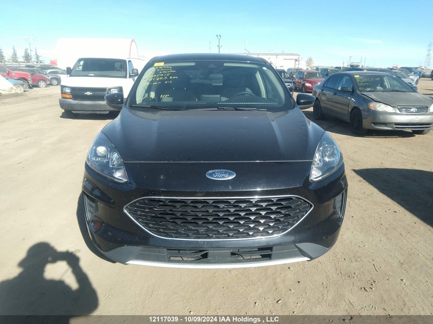 2020 Ford Escape Se VIN: 1FMCU9G6XLUB35415 Lot: 12117039