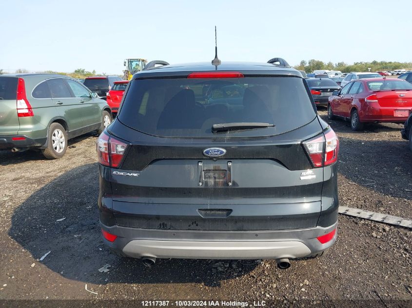 1FMCU9HD5JUD39565 2018 Ford Escape Sel