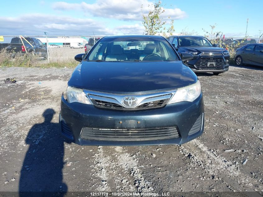 4T1BF1FK1DU213460 2013 Toyota Camry Le