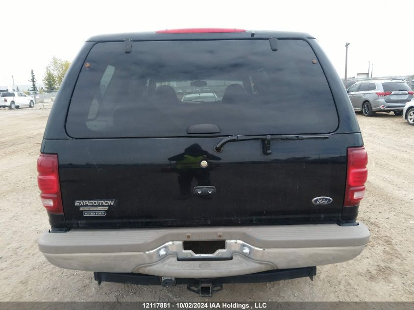 2000 Ford Expedition VIN: 1FMPU18L0YLA43895 Lot: 12117881