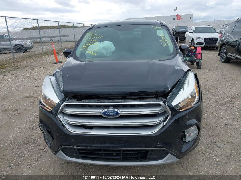 1FMCU0GD5HUA06452 2017 Ford Escape Se