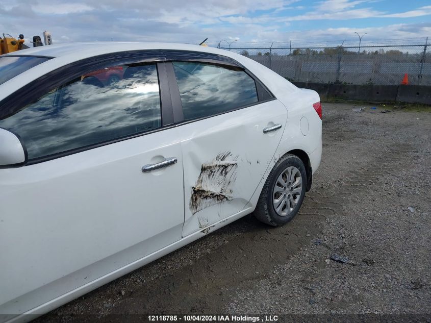 KNAFT4A24D5674215 2013 Kia Forte