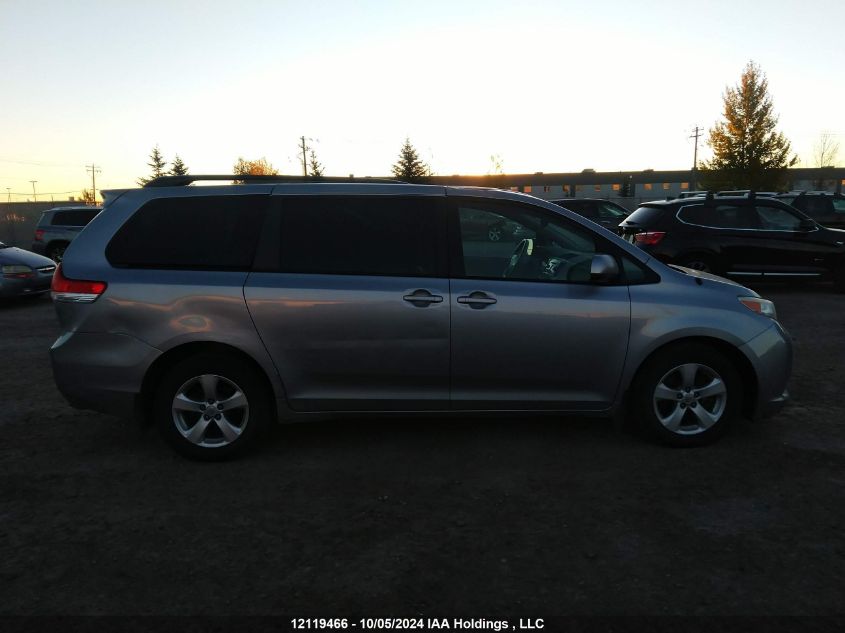 5TDKK3DC0DS318700 2013 Toyota Sienna Le