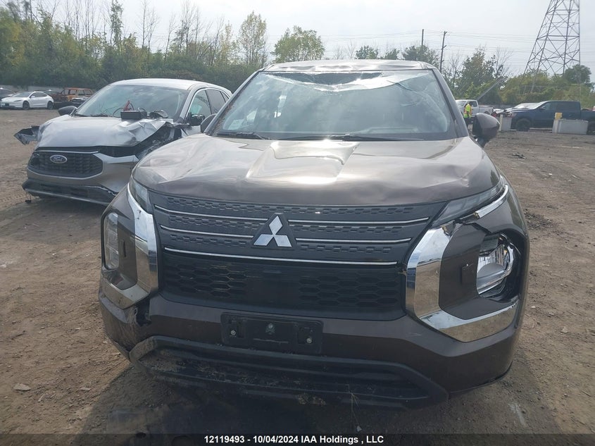 2023 Mitsubishi Outlander VIN: JA4J4TA80PZ613752 Lot: 12119493