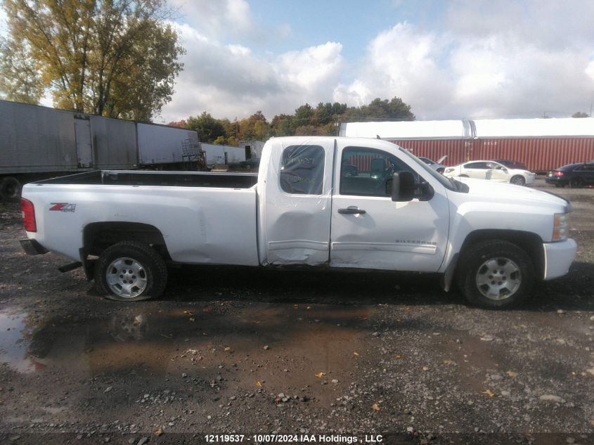 2011 Chevrolet Silverado 1500 VIN: 1GCRKSE00BZ240136 Lot: 12119537