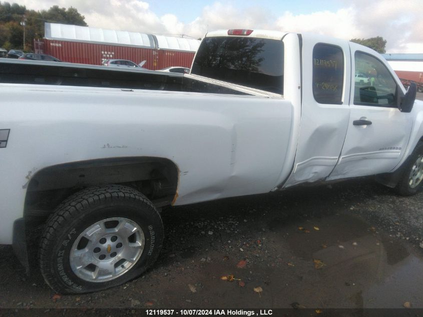 2011 Chevrolet Silverado 1500 VIN: 1GCRKSE00BZ240136 Lot: 12119537