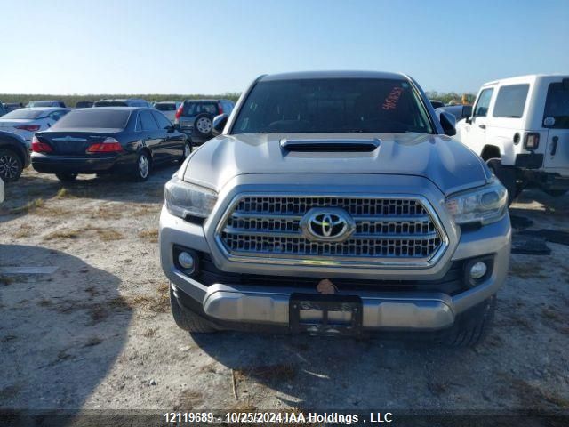 2017 Toyota Tacoma Trd Off Road/Trd Sport VIN: 5TFDZ5BN2HX018340 Lot: 12119689