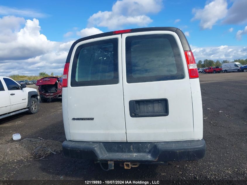 2018 Chevrolet Express Cargo Van VIN: 1GCWGBFP4J1334307 Lot: 12119893