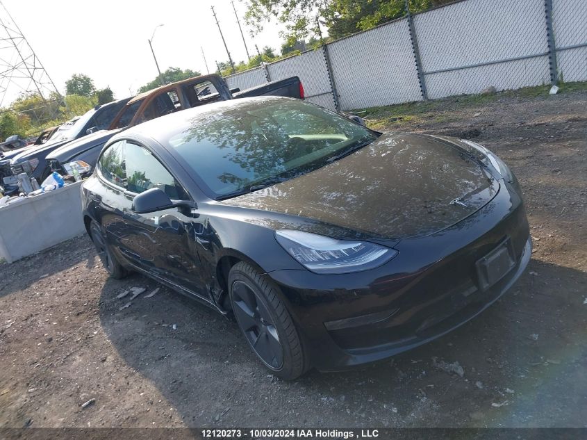 5YJ3E1EA4NF258052 2022 TESLA MODEL 3 - Image 1