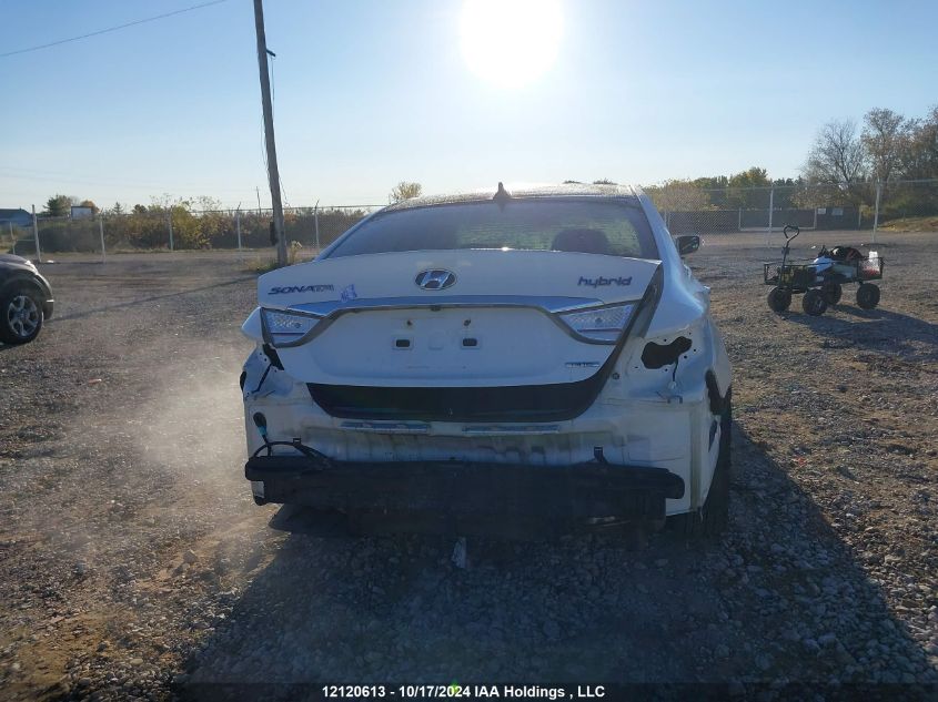 2013 Hyundai Sonata Hybrid Hybrid VIN: KMHEC4A40DA069935 Lot: 12120613