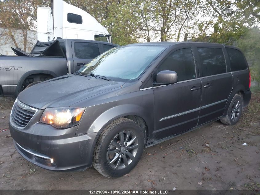 2015 Chrysler Town & Country S VIN: 2C4RC1HG2FR739083 Lot: 12121094