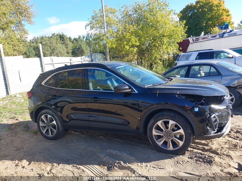 2024 Ford Escape Platinum VIN: 1FMCU9JA4RUA83818 Lot: 12121248