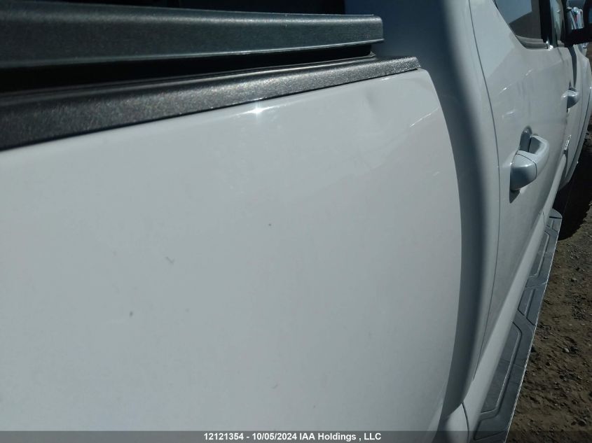 2018 Toyota Tacoma Dbl Cab/Sr5/Trd Sport/Or VIN: 5TFDZ5BNXJX032380 Lot: 12121354