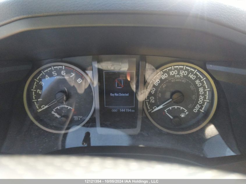 2018 Toyota Tacoma Dbl Cab/Sr5/Trd Sport/Or VIN: 5TFDZ5BNXJX032380 Lot: 12121354