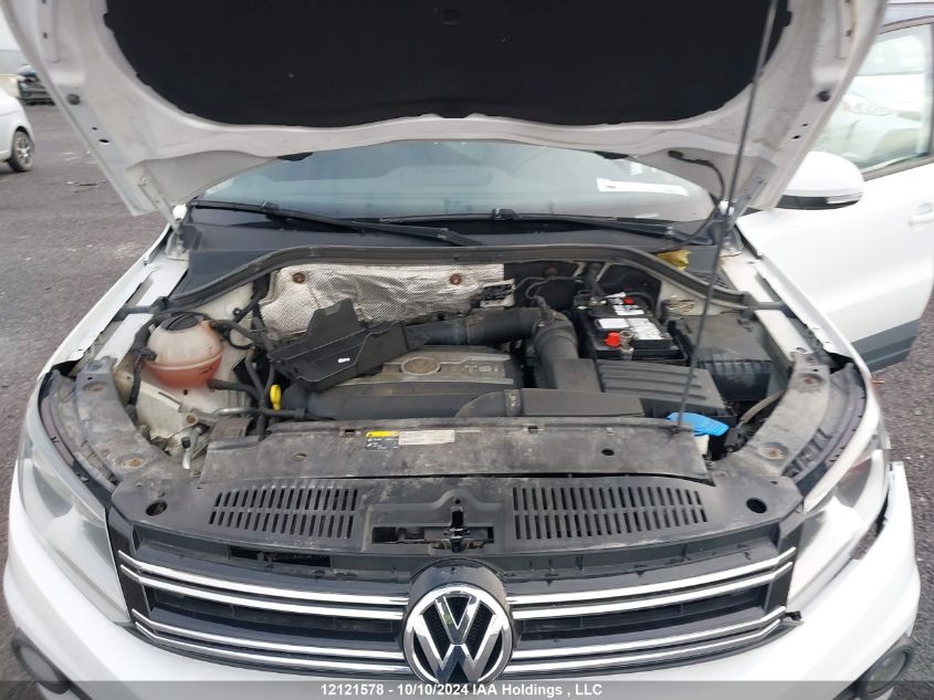 WVGJV7AX2FW575020 2015 Volkswagen Tiguan