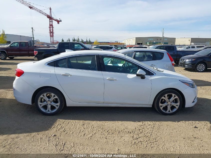 1G1BF5SM2J7153629 2018 Chevrolet Cruze