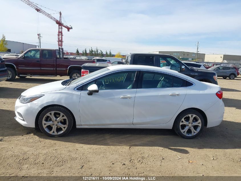 1G1BF5SM2J7153629 2018 Chevrolet Cruze