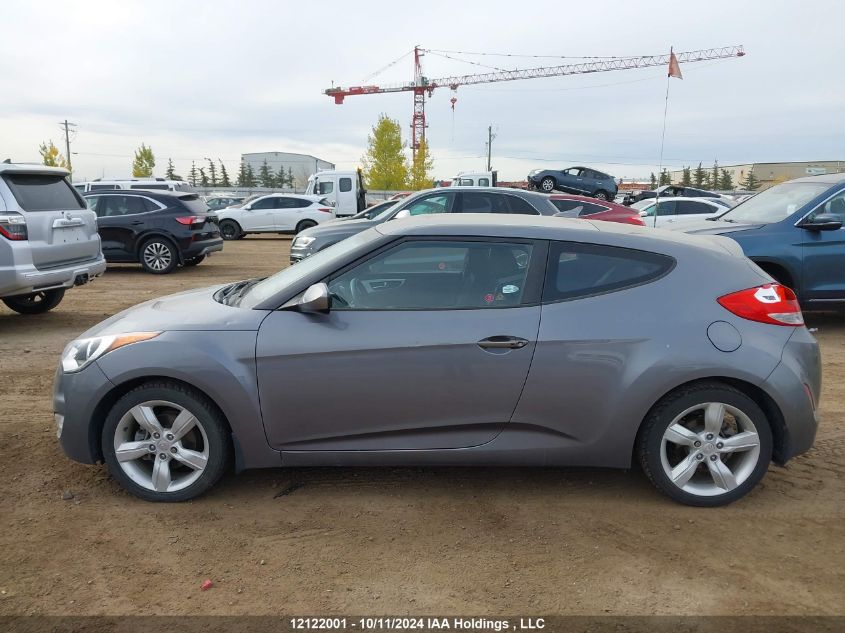 2013 Hyundai Veloster VIN: KMHTC6AD3DU126940 Lot: 12122001