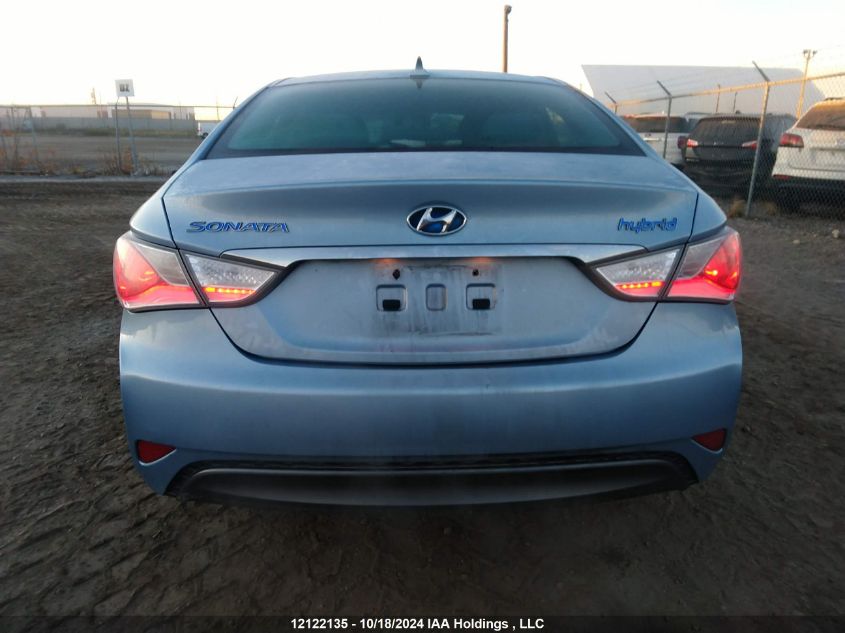 2013 Hyundai Sonata Hybrid Hybrid VIN: KMHEC4A45DA083748 Lot: 12122135