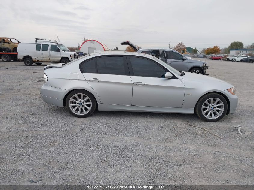 2008 BMW 3 Series VIN: WBAVH13508KR82945 Lot: 12122795