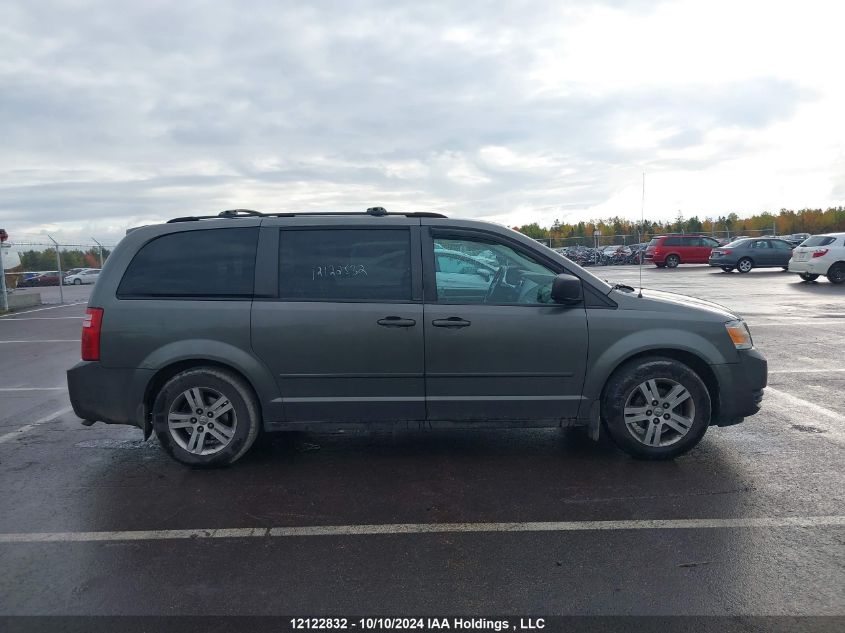 2010 Dodge Grand Caravan Se VIN: 2D4RN4DE4AR420800 Lot: 12122832