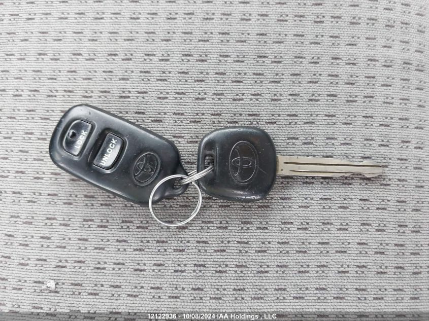 2005 Toyota Corolla Ce/Le/Sport VIN: 2T1BR32E25C555389 Lot: 12122936