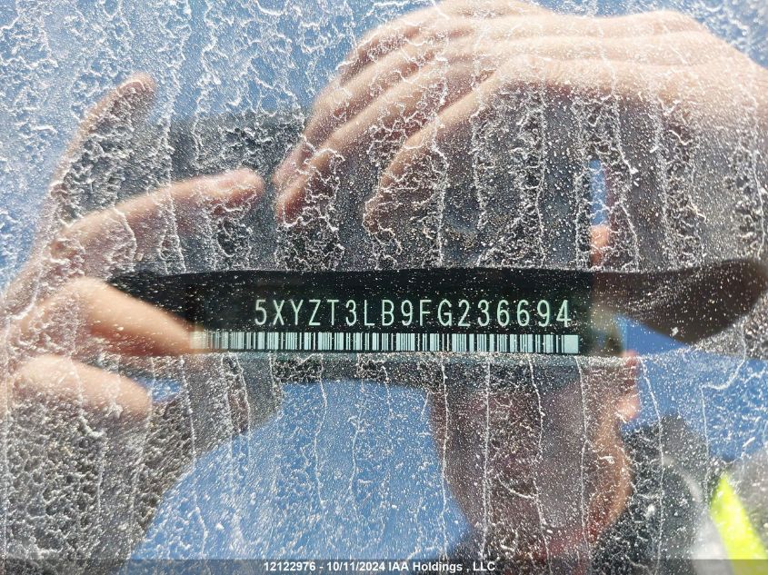 2015 Hyundai Santa Fe Sport 2.4 Base VIN: 5XYZT3LB9FG236694 Lot: 12122976