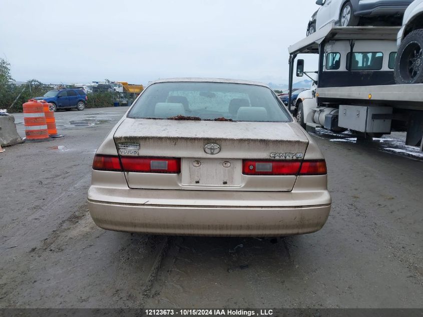 1999 Toyota Camry Le/Xle VIN: JT2BG22K0X0275658 Lot: 12123673