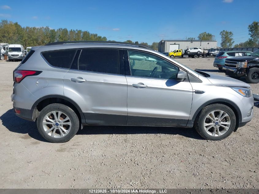 2017 Ford Escape Se VIN: 1FMCU9GD2HUE77415 Lot: 12123825