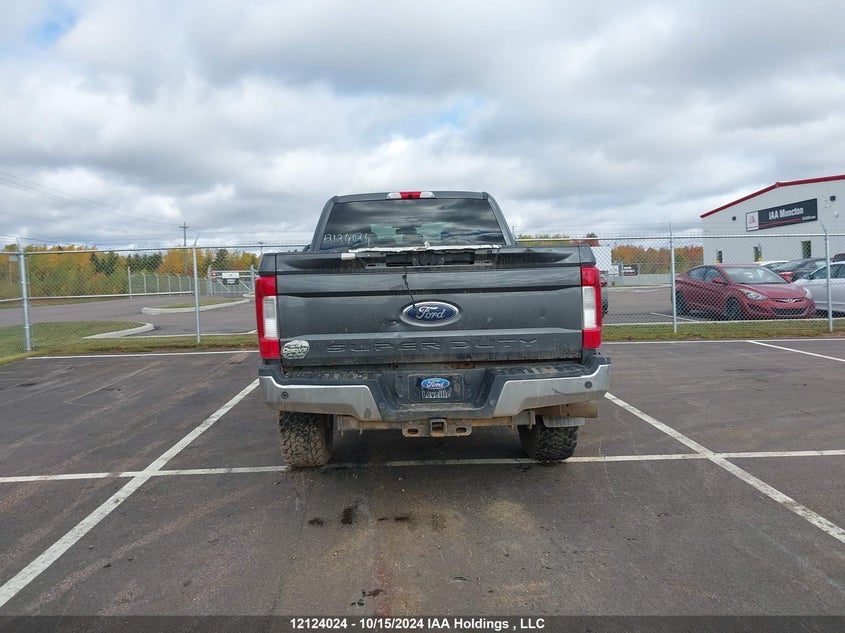 2017 Ford F-250 Xlt VIN: 1FT7W2BT7HEF41013 Lot: 12124024