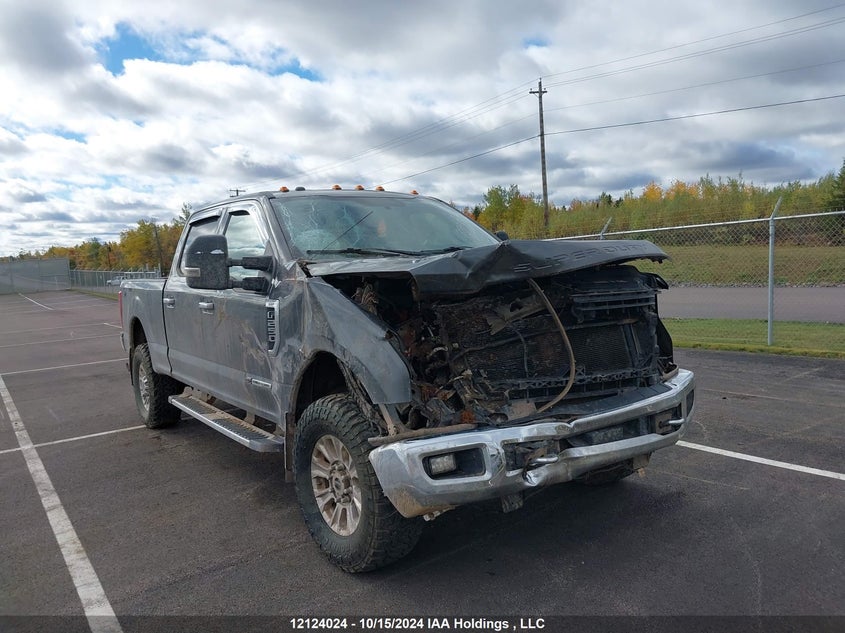 2017 Ford F-250 Xlt VIN: 1FT7W2BT7HEF41013 Lot: 12124024