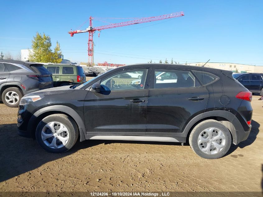 2018 Hyundai Tucson Base 2.0L VIN: KM8J2CA40JU631676 Lot: 12124206