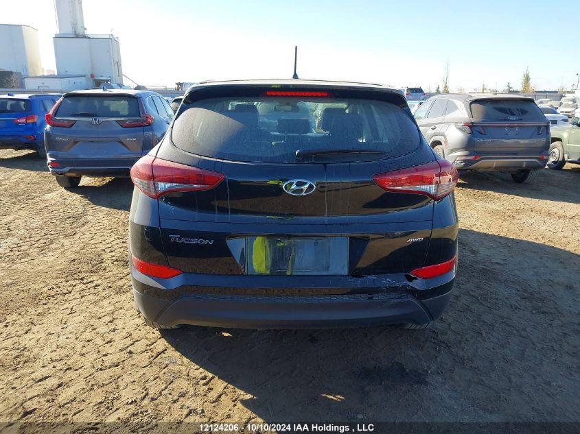 2018 Hyundai Tucson Base 2.0L VIN: KM8J2CA40JU631676 Lot: 12124206