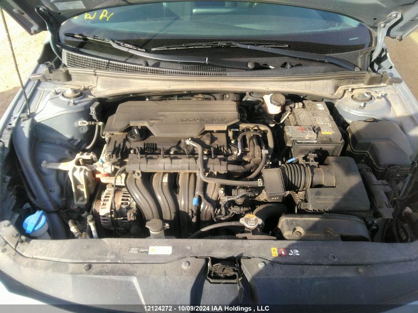 KMHLM4AG0MU183687 2021 Hyundai Elantra Preferred Ivt