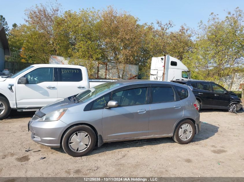 2010 Honda Fit VIN: JHMGE8G55AC800131 Lot: 12125035