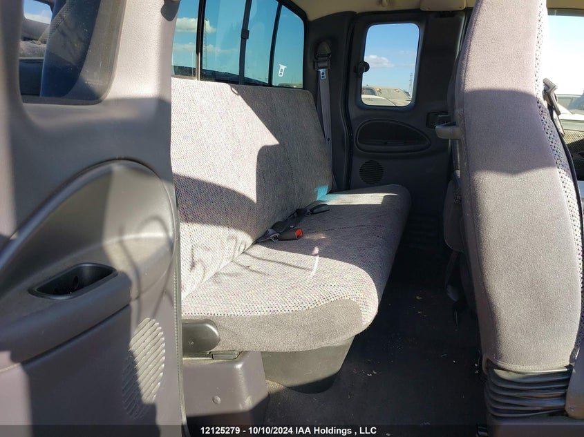 2001 Dodge Ram 1500 VIN: 1B7HC13Z01J201211 Lot: 12125279