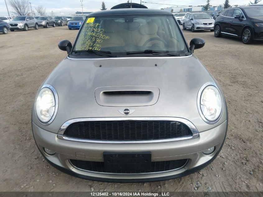 2008 Mini Cooper Hardtop VIN: WMWMF73548TV32570 Lot: 12125402